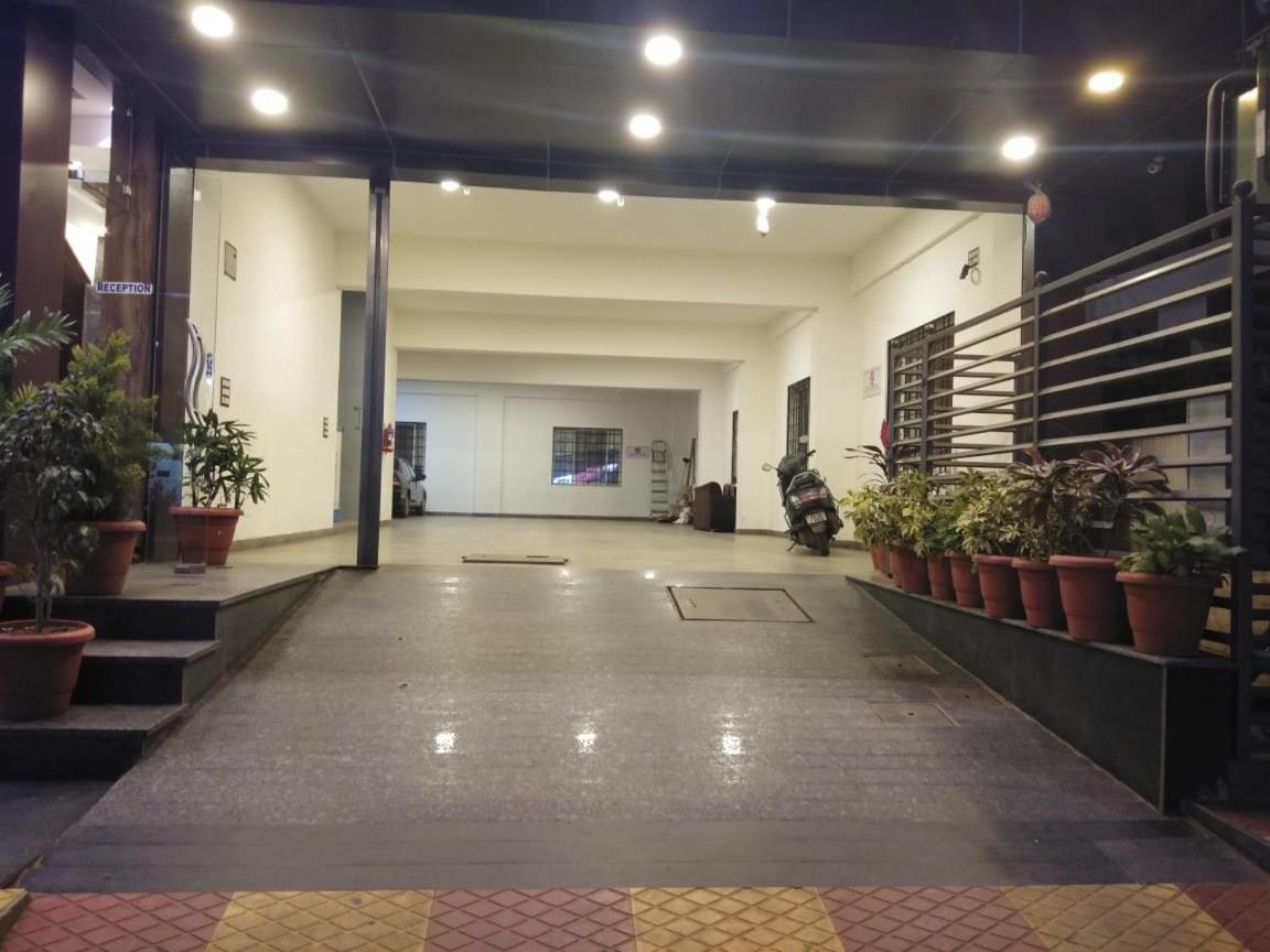 Hotel Grand Kubera Chikmagalur Bagian luar foto