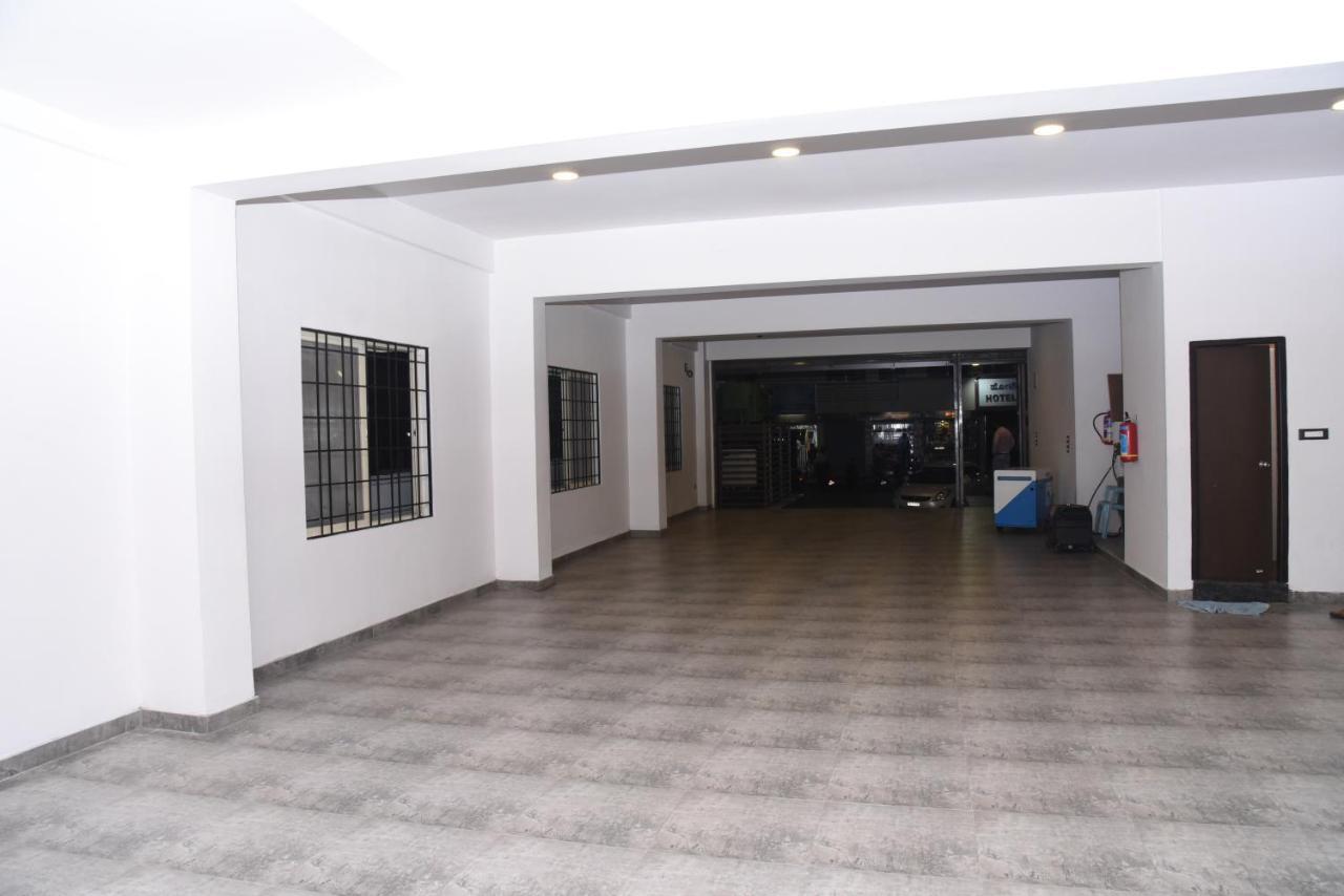 Hotel Grand Kubera Chikmagalur Bagian luar foto